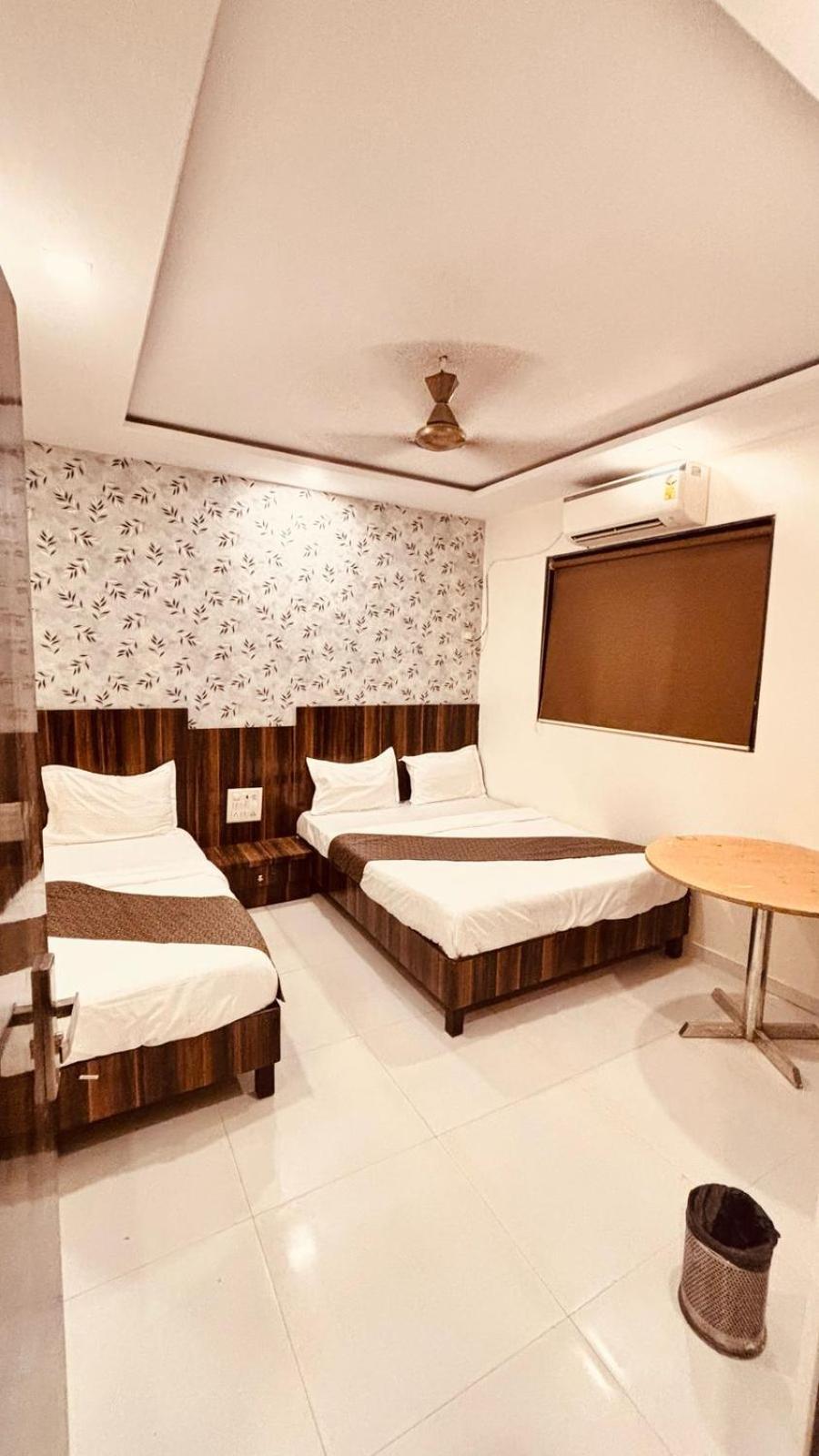 Hotel Garden Palace Мумбаї Екстер'єр фото